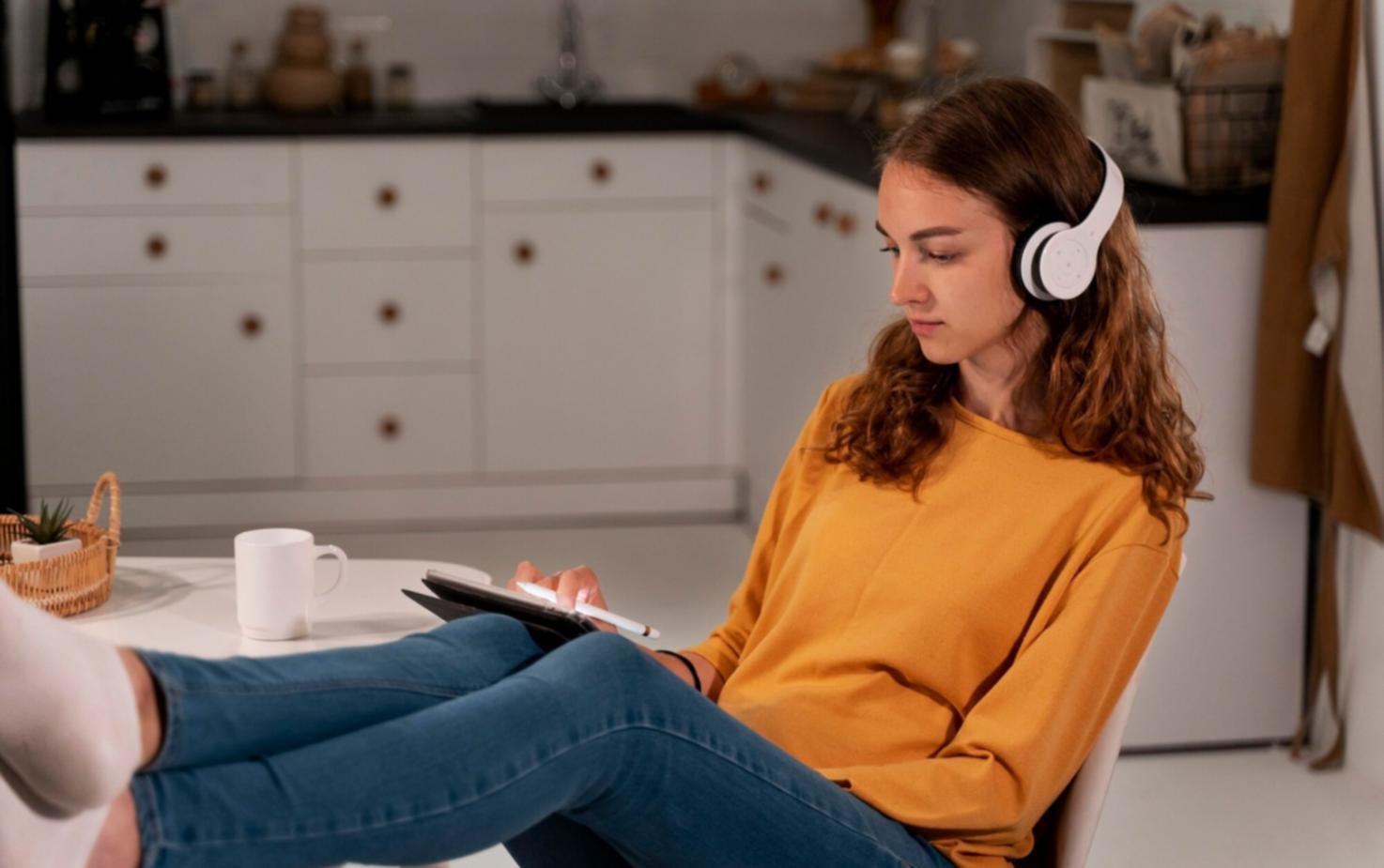 Professionelles Team bei der Budgetplanung und finanziellen Beratung